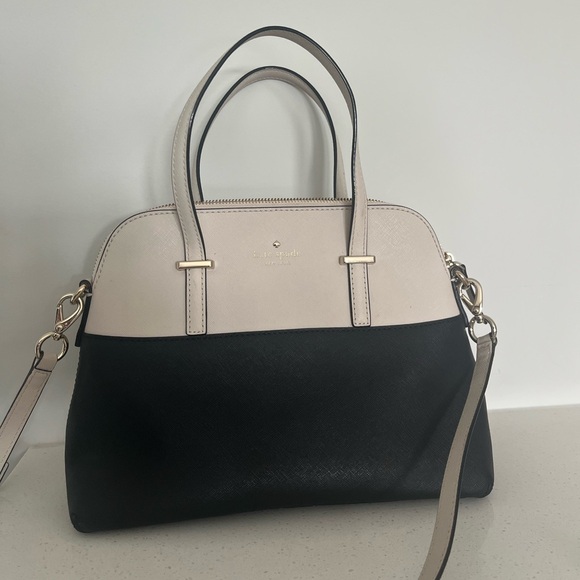 kate spade Handbags - Kate Spade Purse